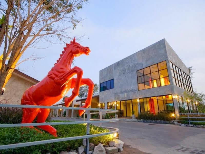 Red Horse Resort Pattaya Buitenkant foto